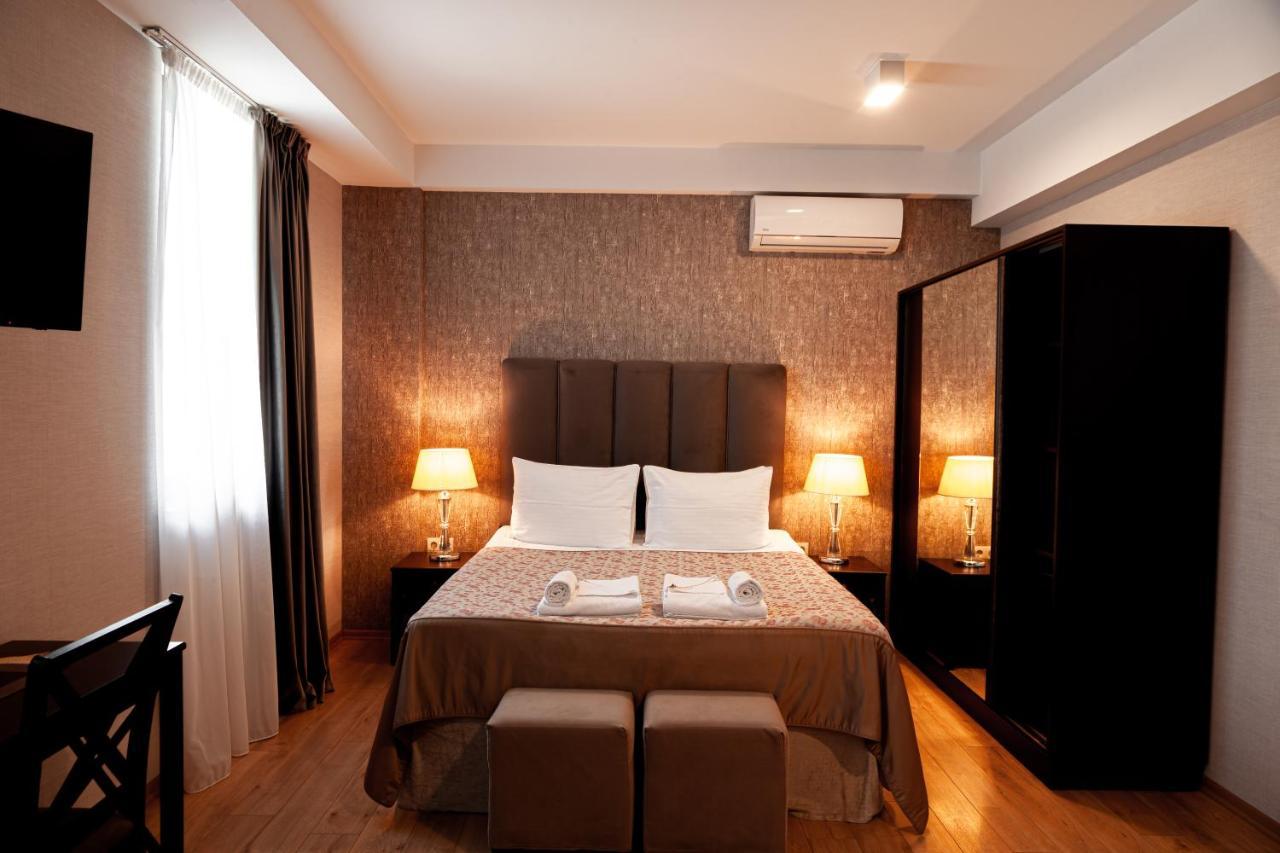 Hotel Winoterra ティビリシ エクステリア 写真