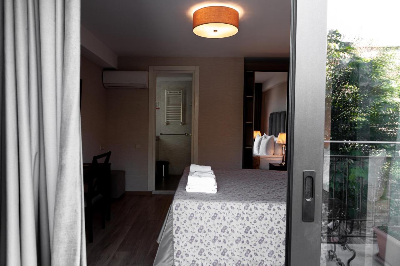 Hotel Winoterra ティビリシ エクステリア 写真